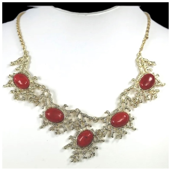 Red Stone Tree Branch Necklace - Picture 4 of 12